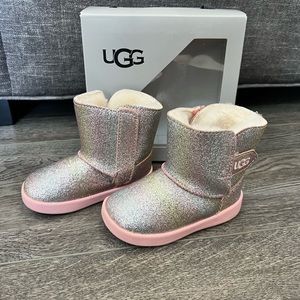 Like new infant UGGS